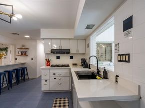 7916 Glenview Drive, Houston TX 77061