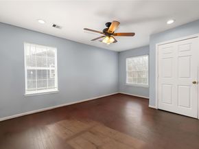 5209 Plum Drive, Houston TX 77087