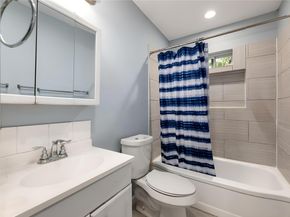 5209 Plum Drive, Houston TX 77087