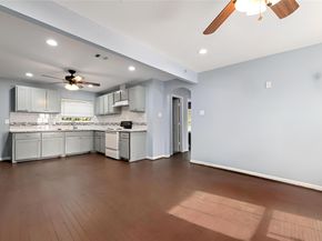 5209 Plum Drive, Houston TX 77087