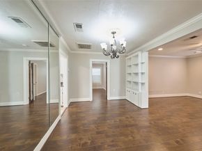 726 E 26th Street, Houston TX 77009