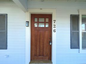 726 E 26th Street, Houston TX 77009