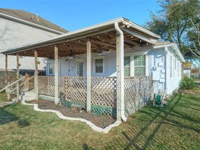 726 E 26th Street, Houston TX 77009