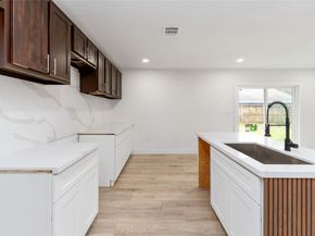 9226 Grady Street, Houston TX 77016