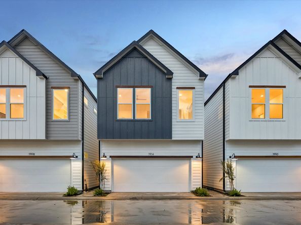1914 Luna Woods Lane, Houston TX 77055