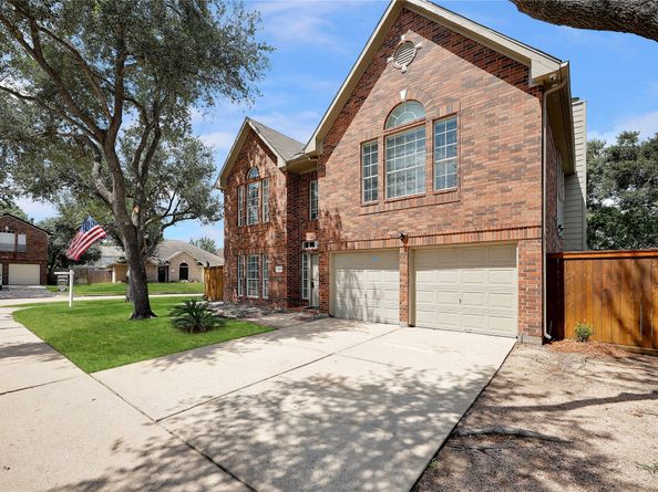 19134 Mockingbird Valley Drive, Katy TX 77449