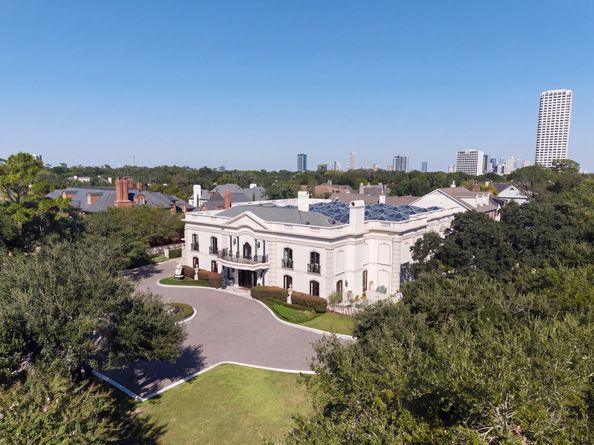 2115 River Oaks Boulevard, Houston TX 77019