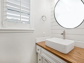 10818 Olympia Drive, Houston TX 77042