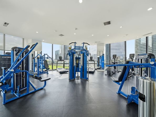 1409 Post Oak Boulevard 1903, Houston TX 77056