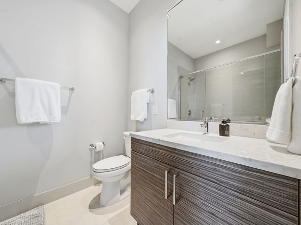 1409 Post Oak Boulevard 1903, Houston TX 77056