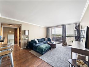 3525 Sage Road 1111, Houston TX 77056