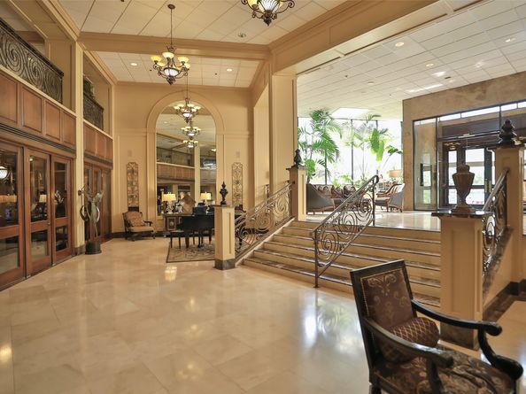 3525 Sage Road 1111, Houston TX 77056