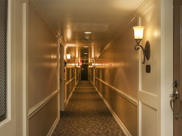 3525 Sage Road 1111, Houston TX 77056