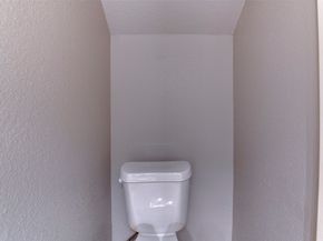 1920 Augusta Drive 19, Houston TX 77057