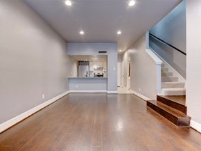 1920 Augusta Drive 19, Houston TX 77057