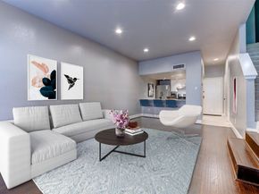 1920 Augusta Drive 19, Houston TX 77057