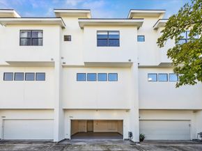 1316 W Dallas Street, Houston TX 77019