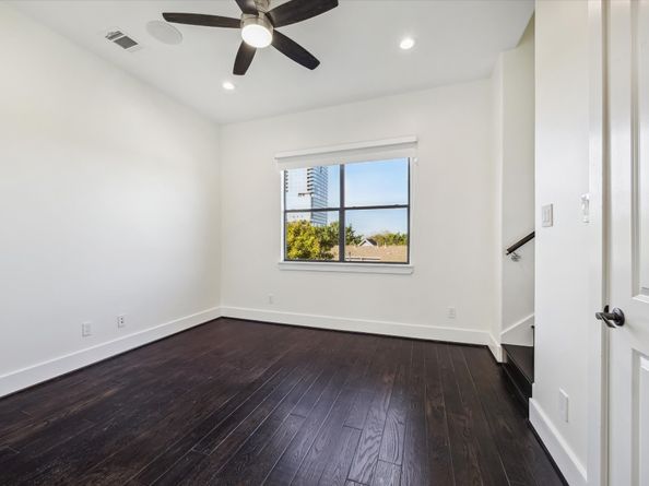 1316 W Dallas Street, Houston TX 77019