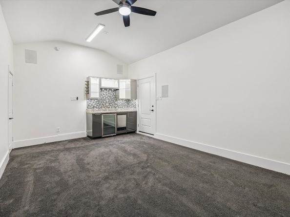 1316 W Dallas Street, Houston TX 77019