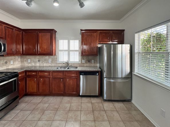 1324 Dennis Street, Houston TX 77004