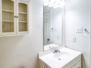 1324 Dennis Street, Houston TX 77004