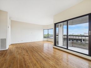 2001 Holcombe Boulevard 504, Houston TX 77030