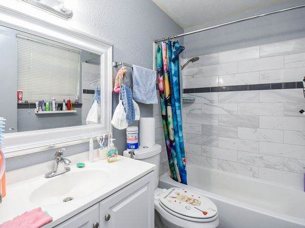 12469 Sharpview Drive 2469, Houston TX 77072