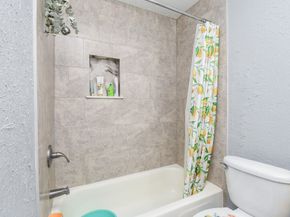 12469 Sharpview Drive 2469, Houston TX 77072