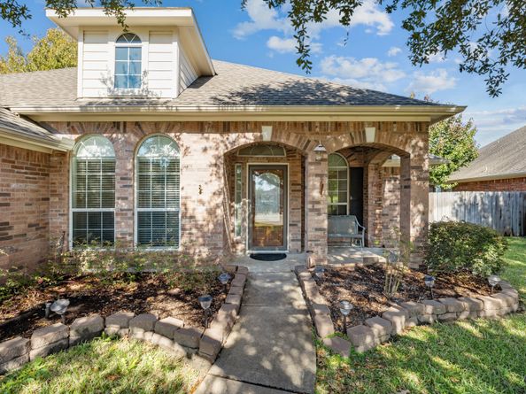 6410 Pinewood Court, Katy TX 77493