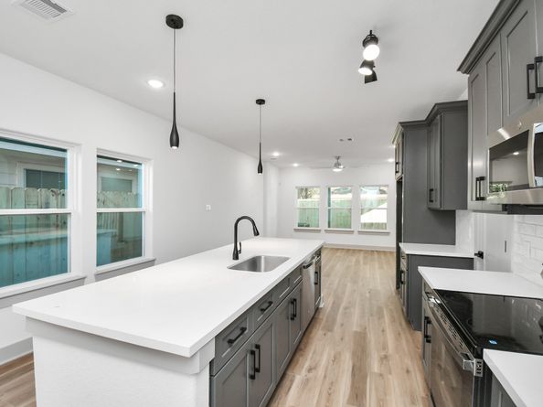 3521 Canfield Street AB, Houston TX 77004