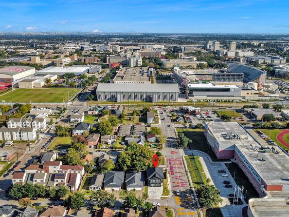 3521 Canfield Street AB, Houston TX 77004