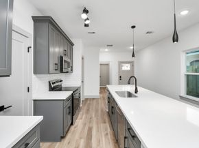 3521 Canfield Street AB, Houston TX 77004