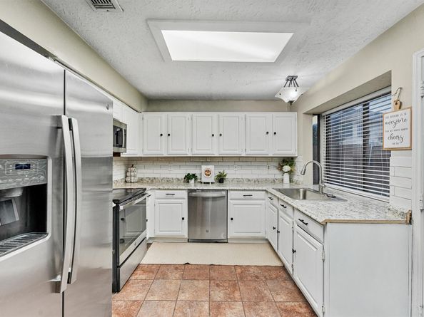 8803 Cold Lake Drive, Houston TX 77088