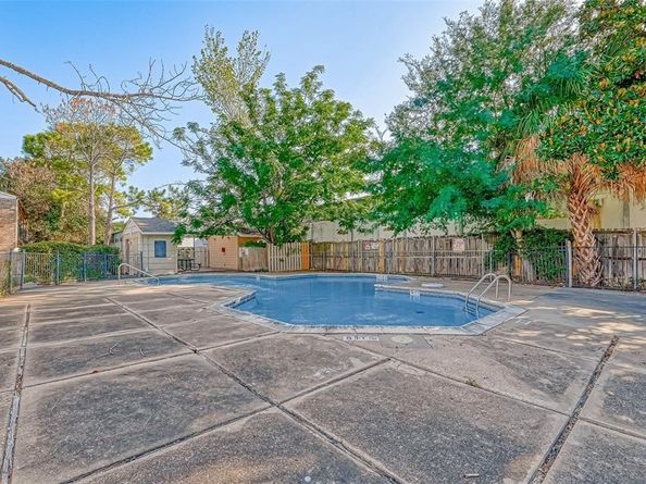 8201 RICHMOND Avenue 55, Houston TX 77063