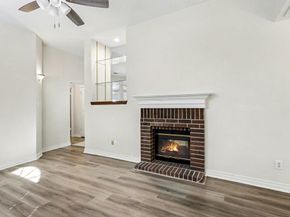 1102 Hathorn Way Drive, Houston TX 77094