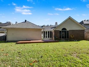 1102 Hathorn Way Drive, Houston TX 77094