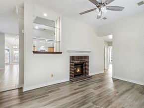 1102 Hathorn Way Drive, Houston TX 77094