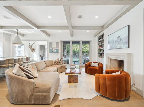 6218 Burgoyne Road, Houston TX 77057