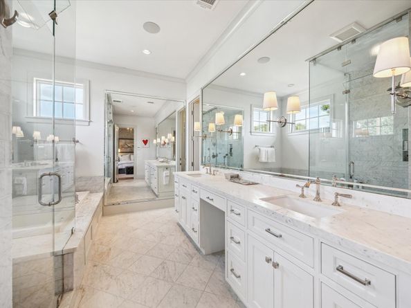 6218 Burgoyne Road, Houston TX 77057