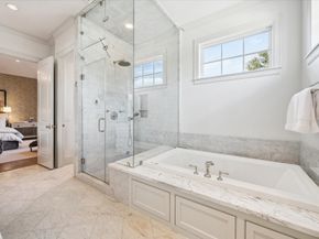 6218 Burgoyne Road, Houston TX 77057