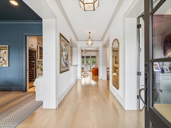 6218 Burgoyne Road, Houston TX 77057