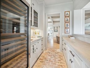 6218 Burgoyne Road, Houston TX 77057