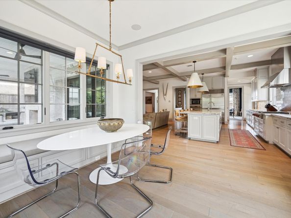 6218 Burgoyne Road, Houston TX 77057