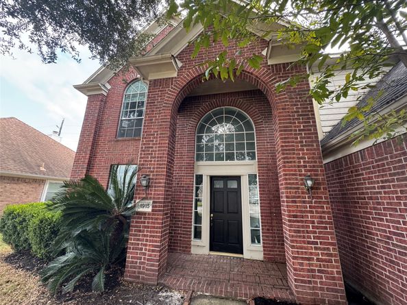 1915 Laurel Bay Drive, Houston TX 77014