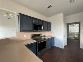 1915 Laurel Bay Drive, Houston TX 77014