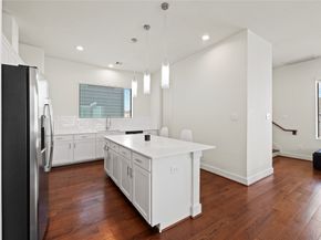 9611 Marlive Lane D, Houston TX 77025