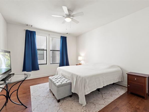 9611 Marlive Lane D, Houston TX 77025