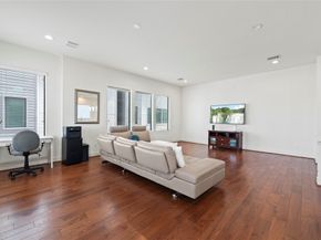 9611 Marlive Lane D, Houston TX 77025