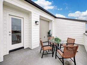 2105 Emancipation Avenue, Houston TX 77003