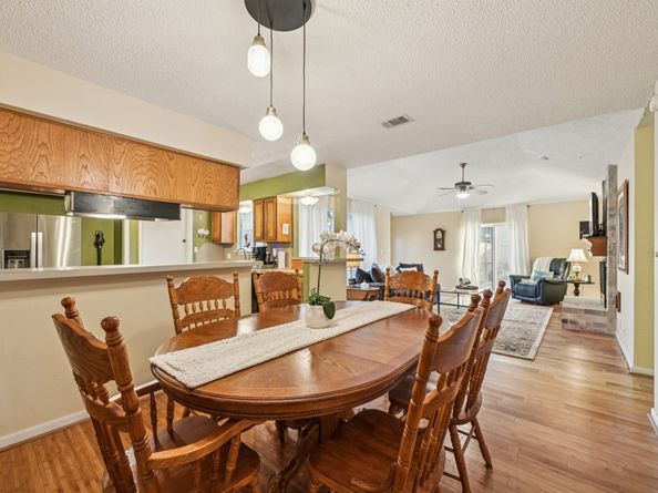 2918 Crest Park Drive, Houston TX 77082